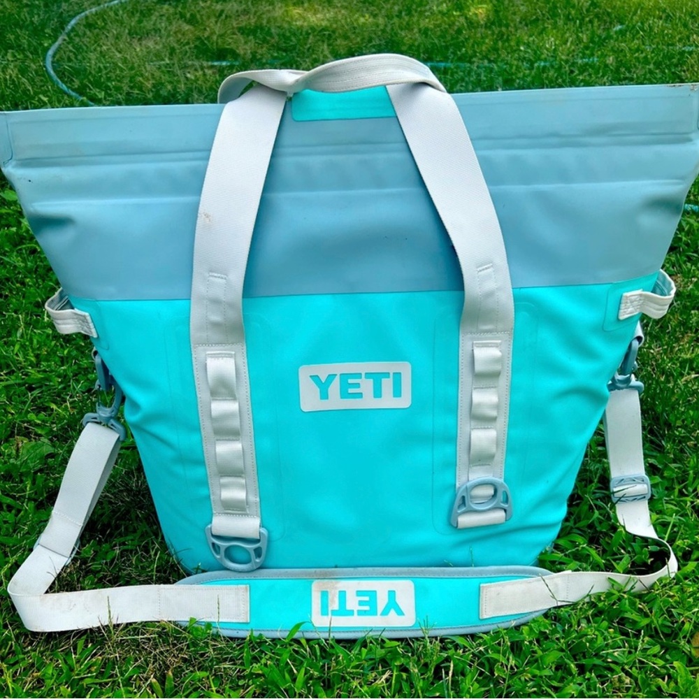 Yeti m30 aquifer blue
